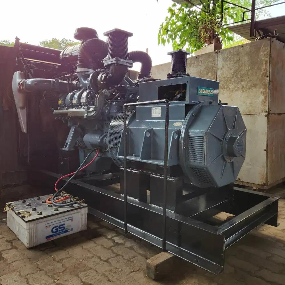 Genset MAN 400 KVA Open hm masi rendah banget boss