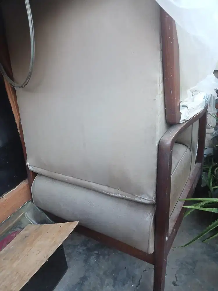 Kursi jati set coklat dan meja 3+2+1