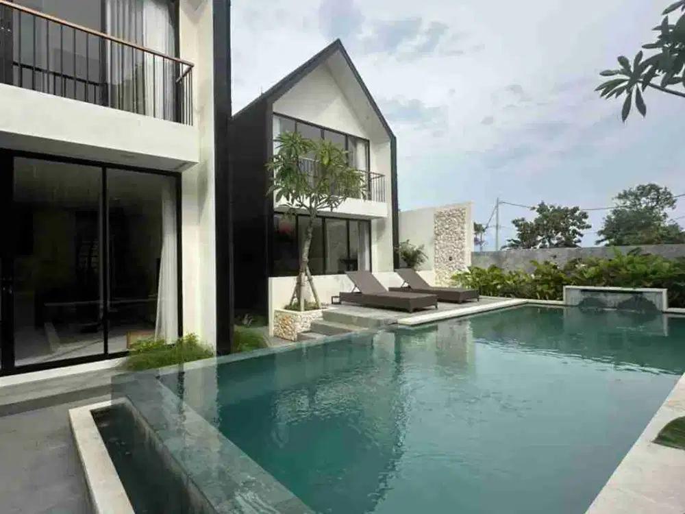 Di jual Vila cantik modern fully furnished jalan kaki ke pantai Saba Gianyar