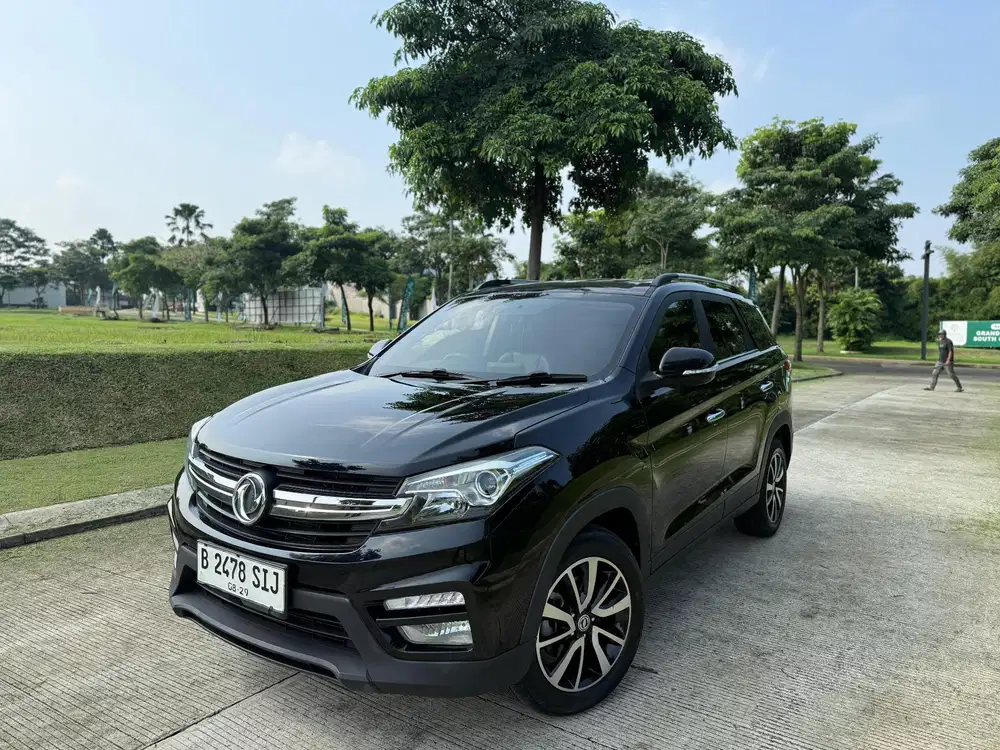 DFSK GLORY 560 TYPE L 1.5 Automatic 2019 Hitam