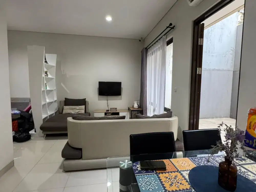 Dijual Rumah Citra Raya Cluster Thames Like New