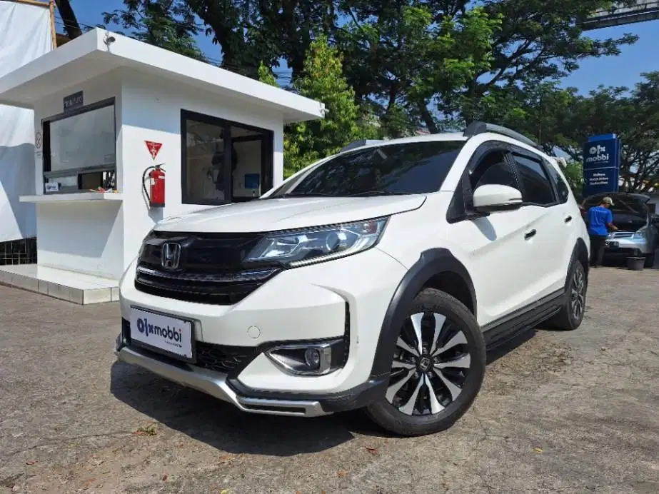 DP MURAH Honda BR-V 1.5 Prestige Bensin-AT 2020 Putih C7KOF