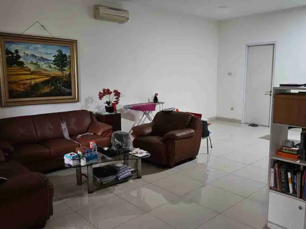 Dijual Rumah 2 Lantai. Kelapa Lilin. Kelapa Gading