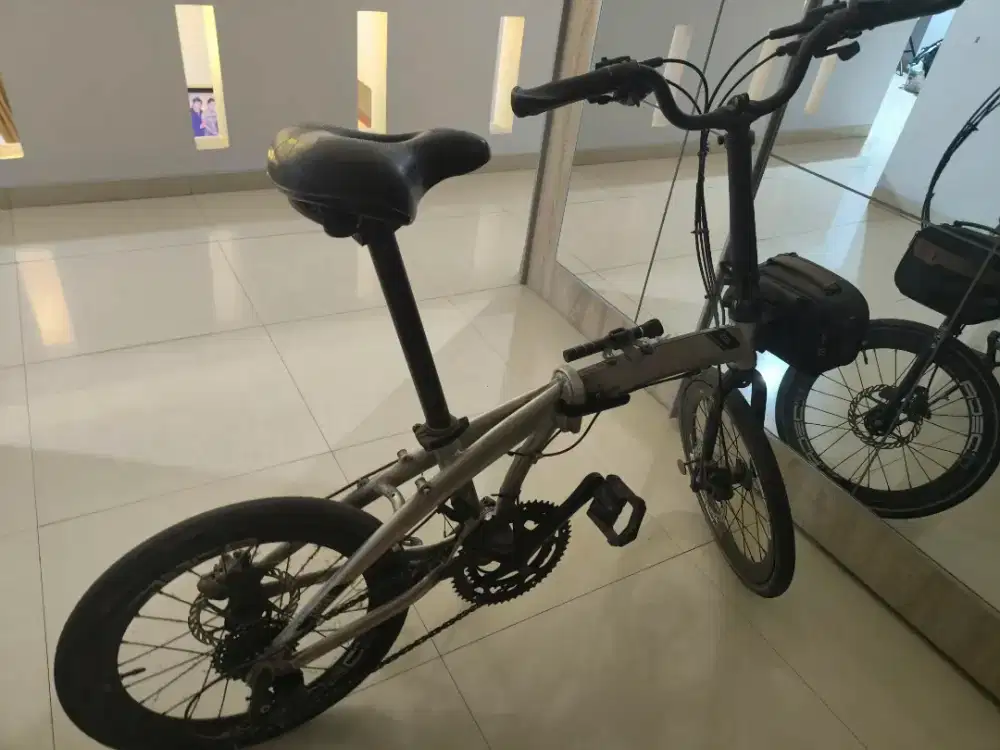 cosmo Z9 bekas free hub upgrade jok upgrade