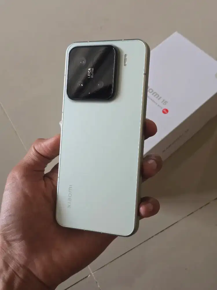 Xiaomi 15 5G 12/256GB Like New Resmi Lengkap