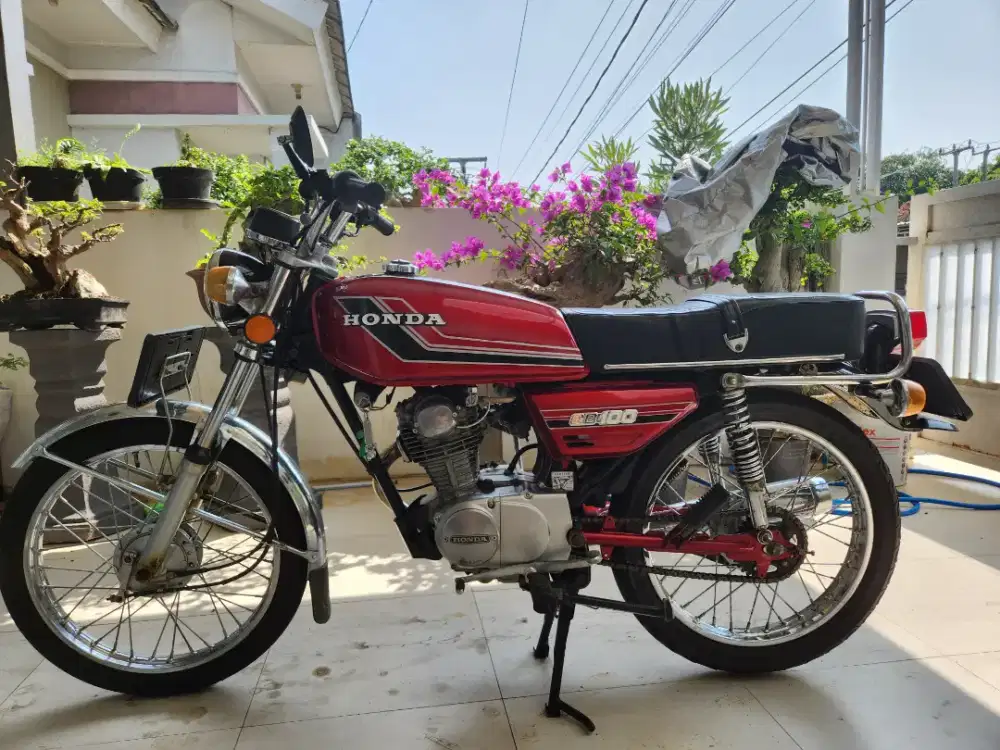 Honda CB 100 K5