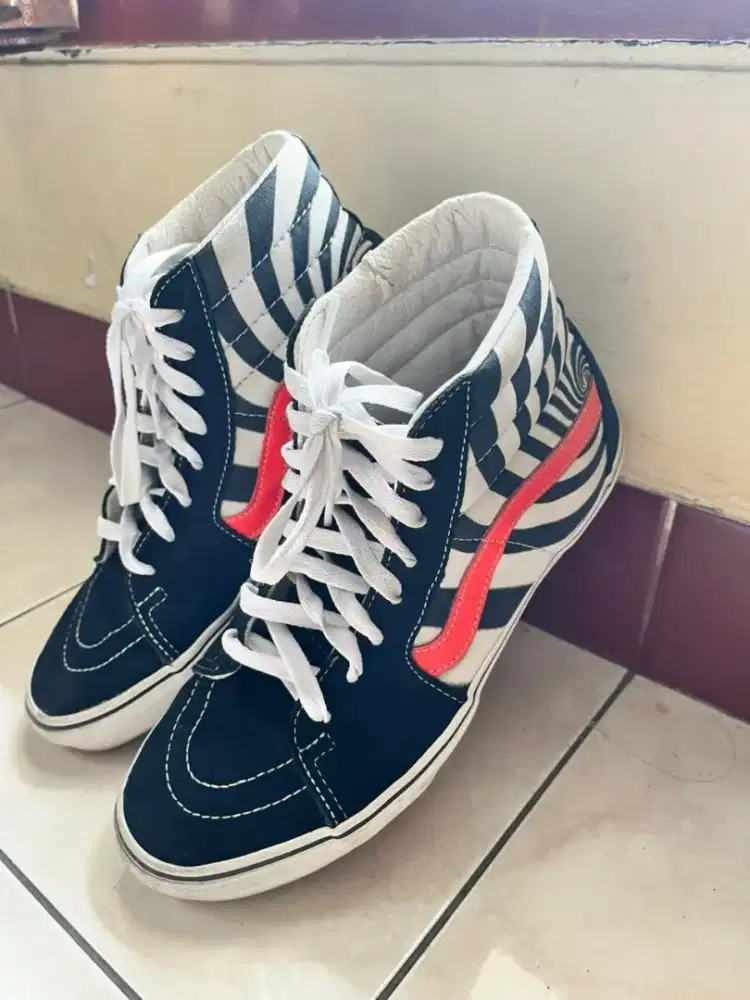 Vans Sk8 hi swirl size 41