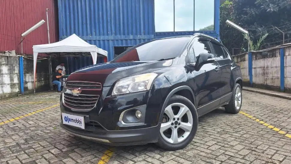 Chevrolet Trax 1.4 LTZ Bensin-AT 2016 Hitam