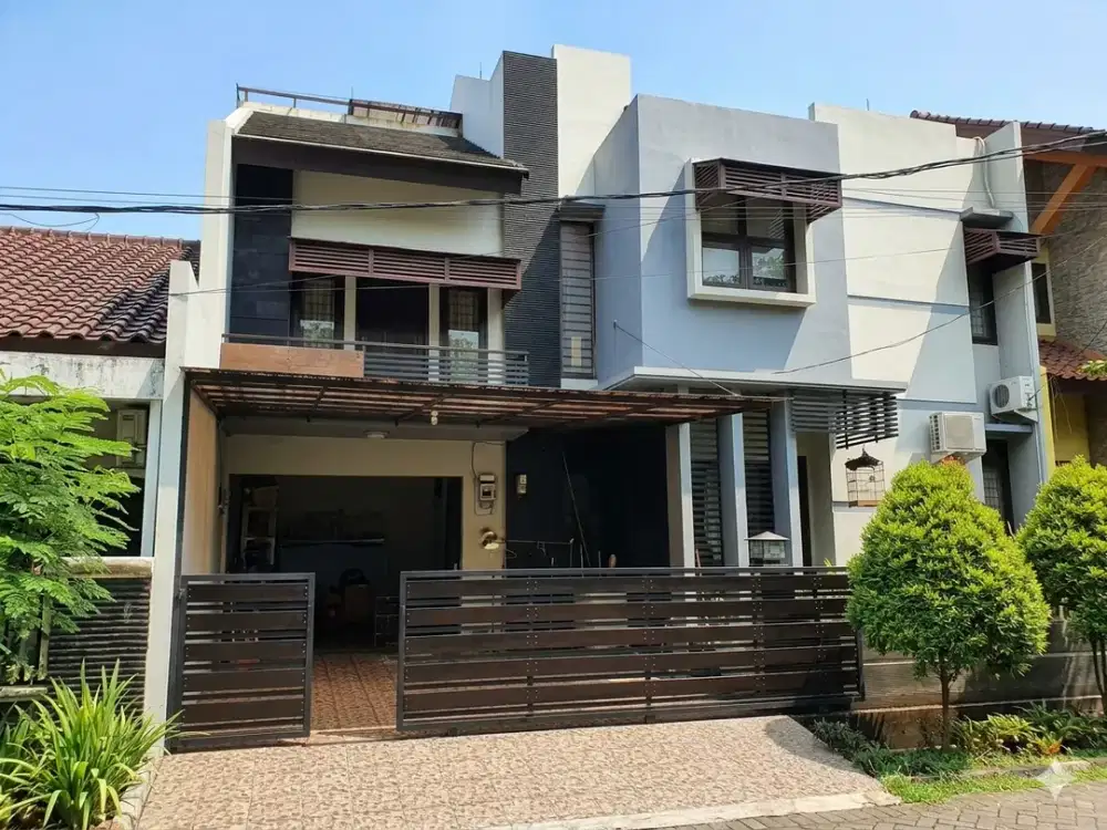 Dijual Rumah 2 Lantai Strategis Dekat Mall Bintaro Plaza di Sektor 3 Bintaro BW-17266