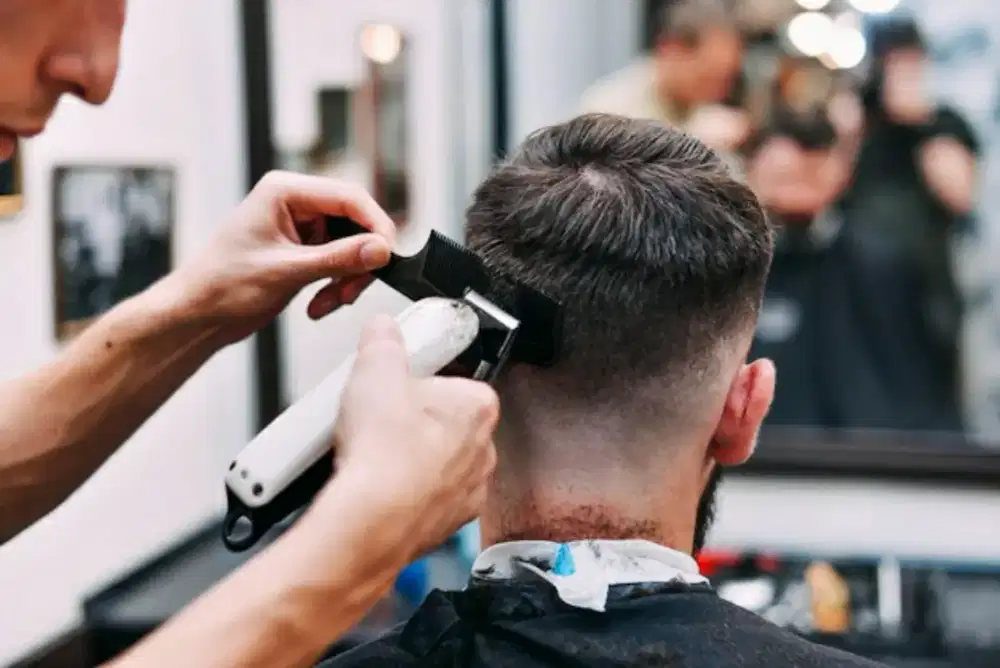 Loker Potong Rambut ( Barber - Pangkas Lowongan Kerja )