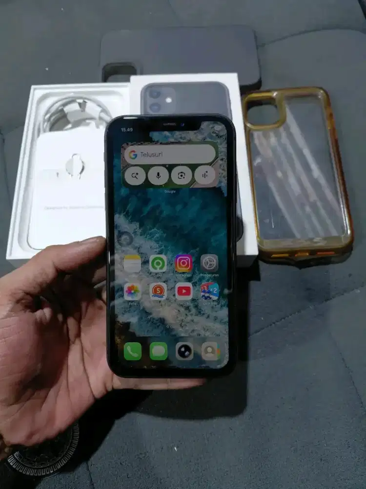iPhone 11 64gb iBox