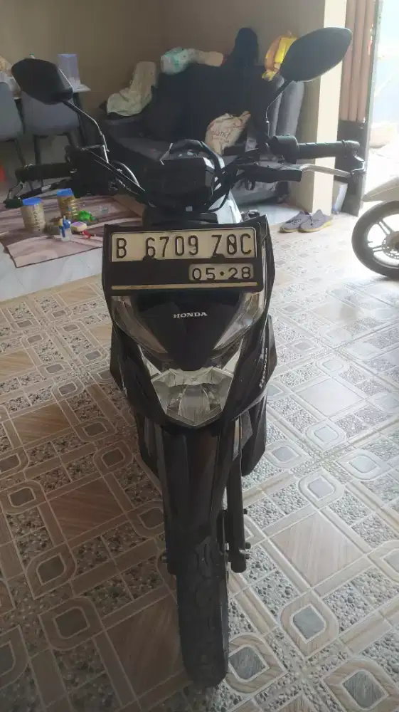 Dijual motor Beat street 2018
