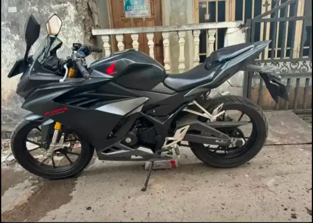 Honda CBR New 150CC LED Tahun 2021 PajakHidup Mesin Haluss Siap Gass