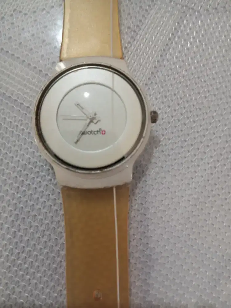 Jam tangan koleksi Swatch vintage oten