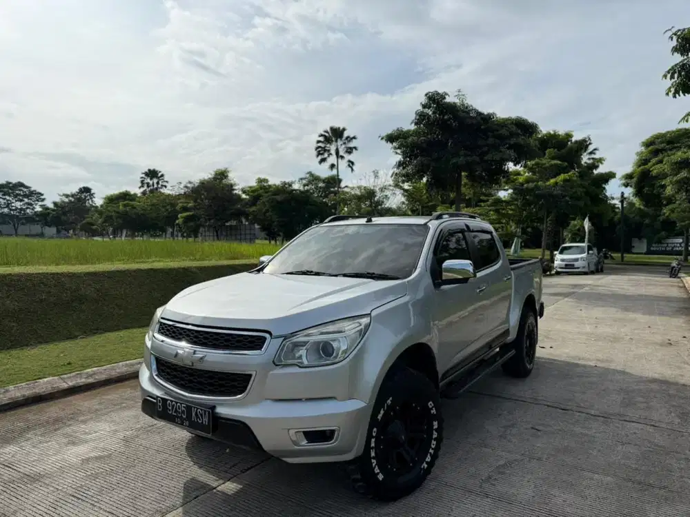 Chevrolet Colorado double cabin LTZ 4x4 mt 2012