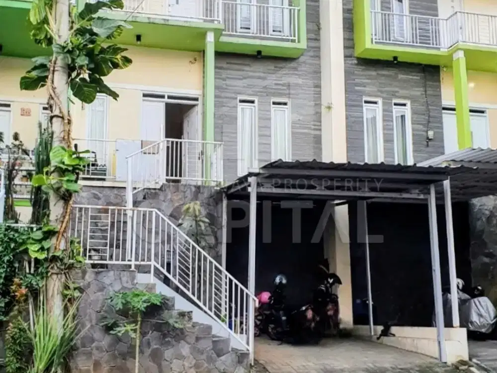 RUMAH TERAWAT SIAP HUNI DENGAN POSISI DI DATARAN TINGGI DI PADASUKA KOTA BANDUNG
