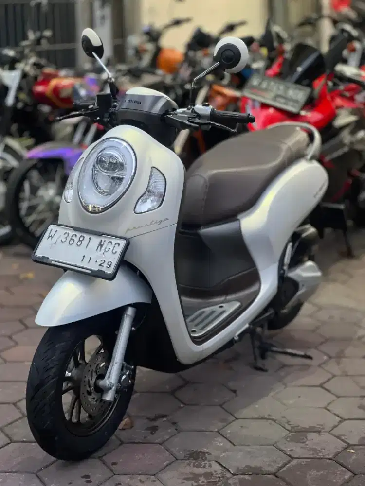 Scoopy prestige keyless 2024