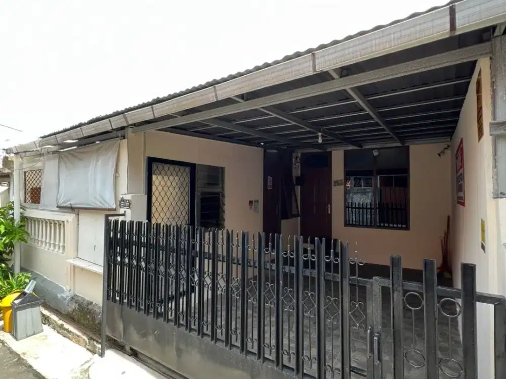 Ton - Dijual Rumah Kost Ciputat Timur 11 Kamar Furnish