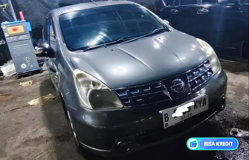 Nissan Grand livina 2011 Bensin