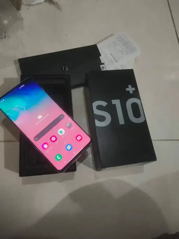 Samsung S10+ 8/512 Sein