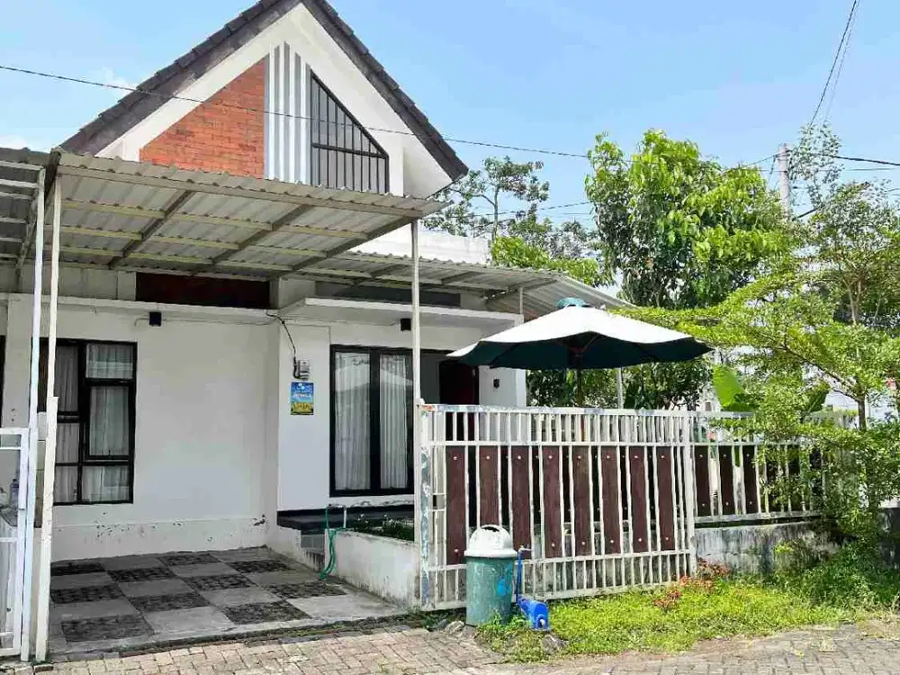Villa Minimalis di Malang Dekat Kampus