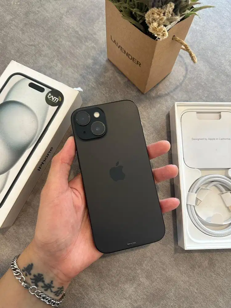 iPhone 15 128GB BH 99% Black Garansi Resmi iBox