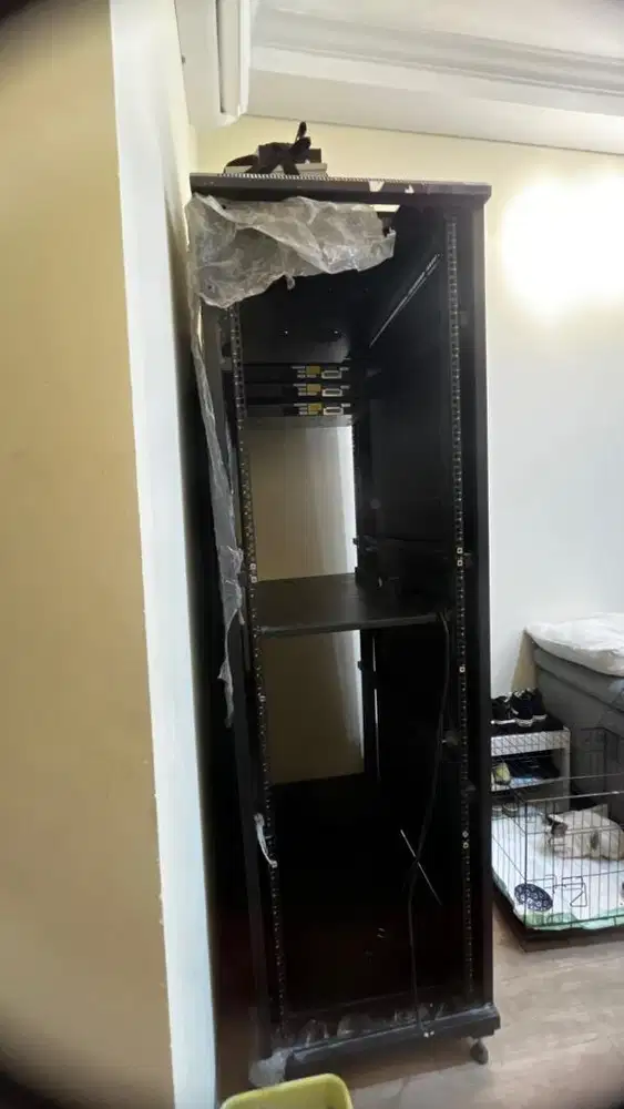 Rack Server 42U + 3 Switch Cisco 2960