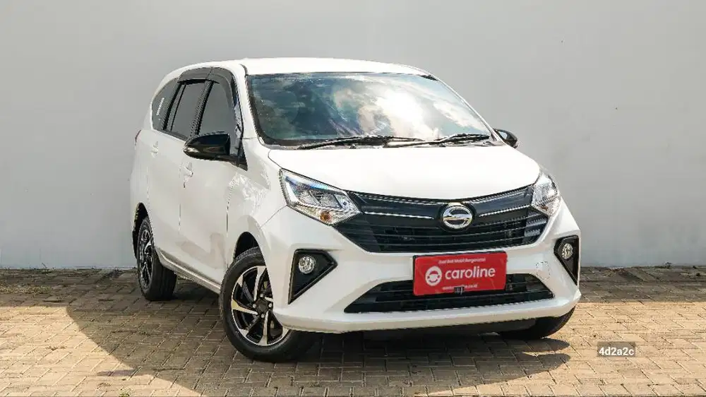 DAIHATSU SIGRA R 1.2 AT 2025 - KM RENDAH, BERGARANSI