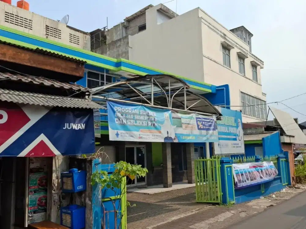 RUMAH DISEWAKAN  JL. RADIO DALAM GANDARI UTARA KEBAYORAN BARU JAKARTA SELATAN