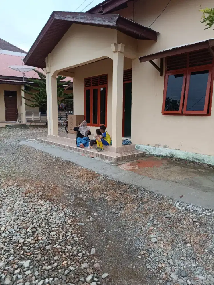 Rumah sewa ketapang