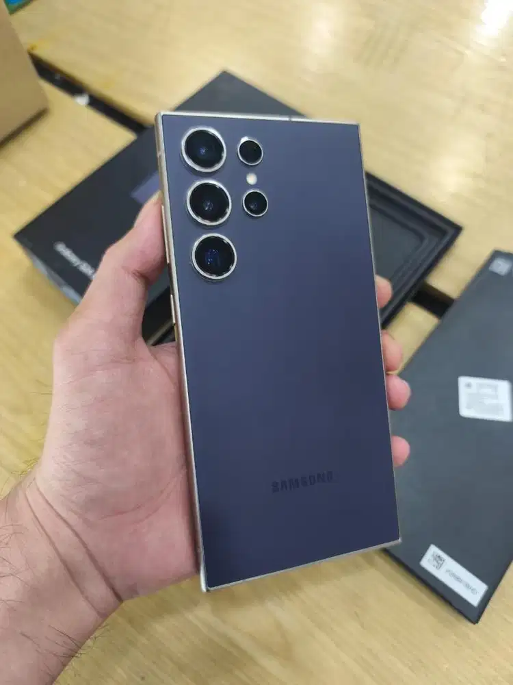 Samsung S24 Ultra 12/512 Resmi Sein Fullset