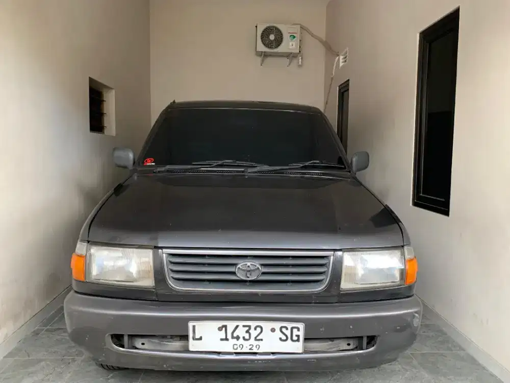 Kijang LSX 1.8 Manual Bensin Istimewa