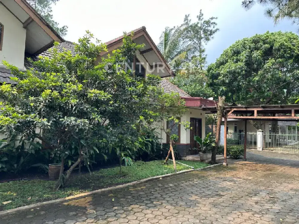 Rumah Tanah Luas Jl NAWAWI,Jend Sudirman Bandung