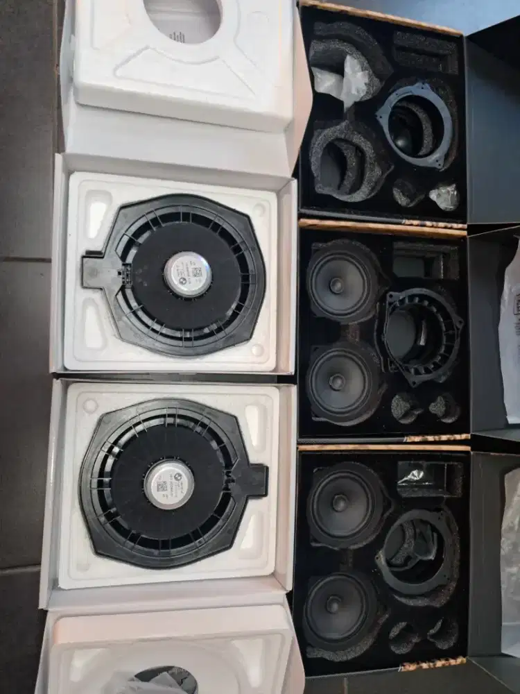 Speaker bmw 320i tahun 2024