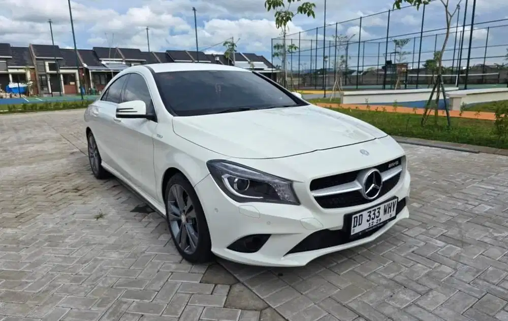 Mercedes Benz CLA 200 Tahun 2014
