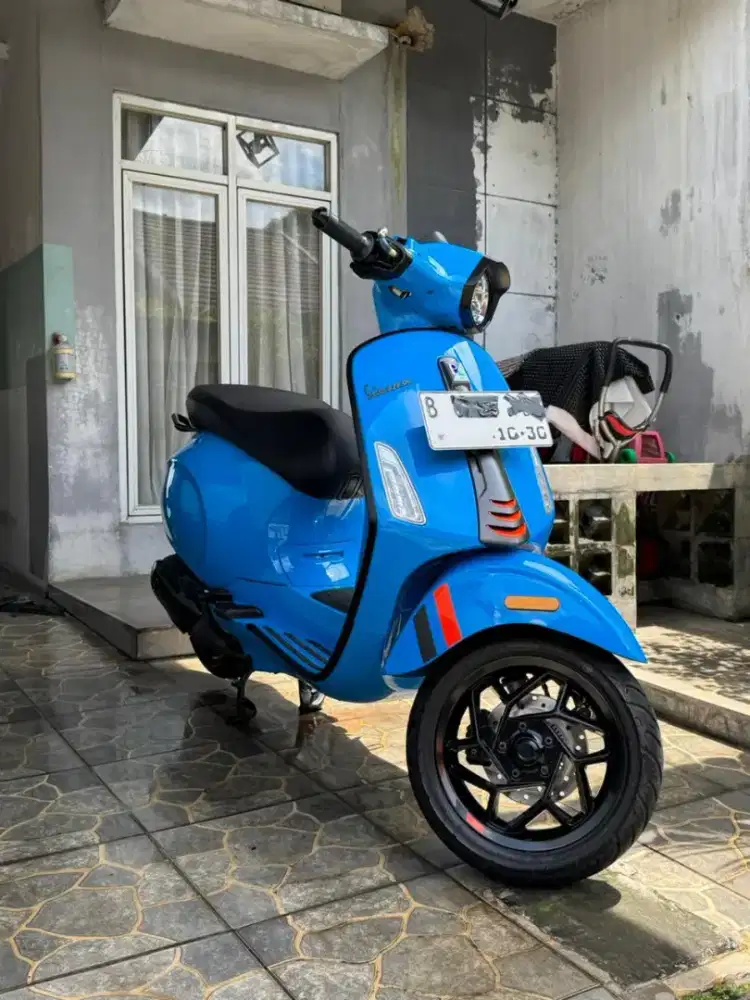 vespa sprint S abs 150
