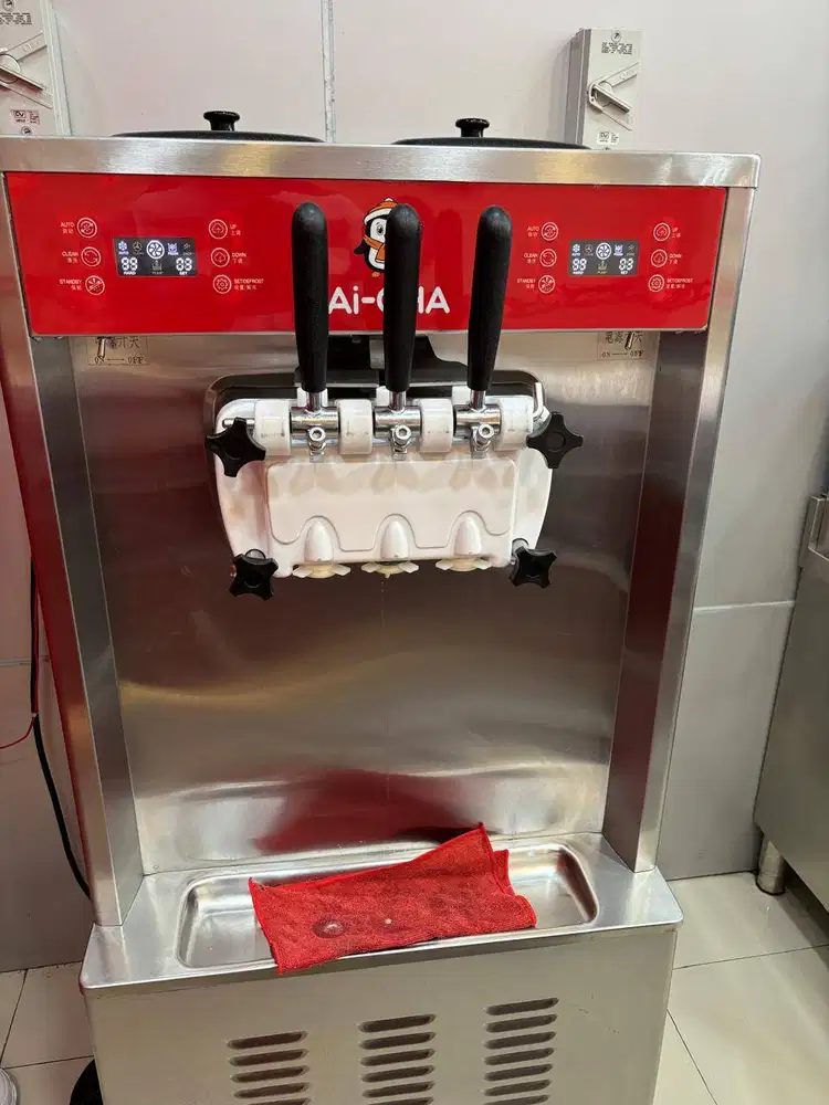 Mesin Es Krim Besar 3 Phase