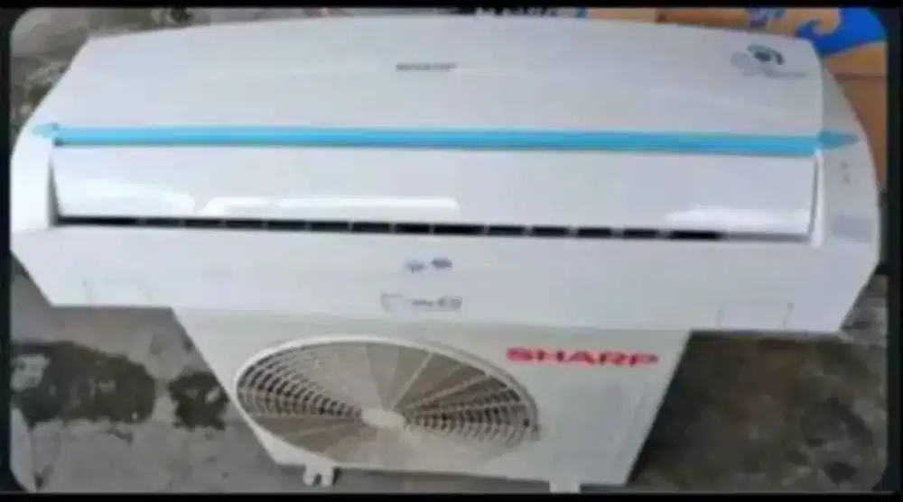 Jual ac sharp 1 pk lowwat 700watt kondisi 95% ori semua