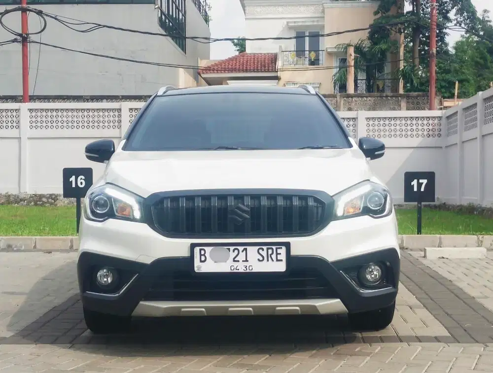 ( km 29 RB ) Suzuki scros sx4 matic 2019 DP 20 jutaan murah