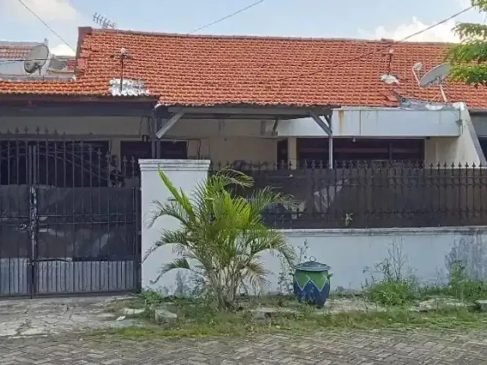Rumah Lama Rungkut Asri Strategis Dekat MERR