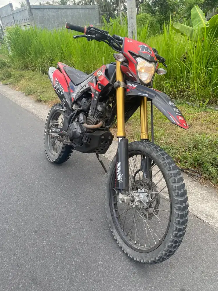 Honda crf kondisi masih bagus