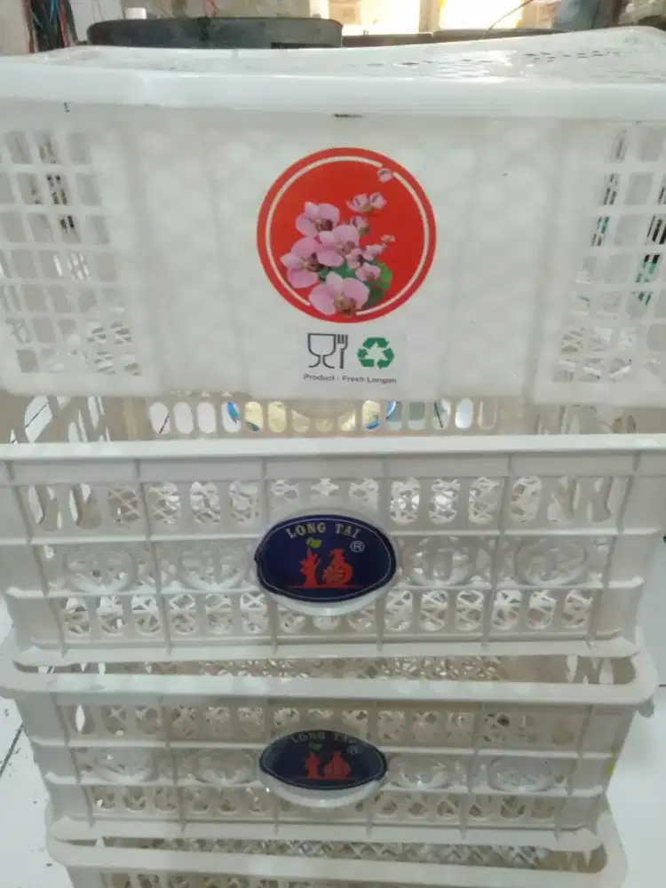 Kranjang buah , sayur, barang, dsb