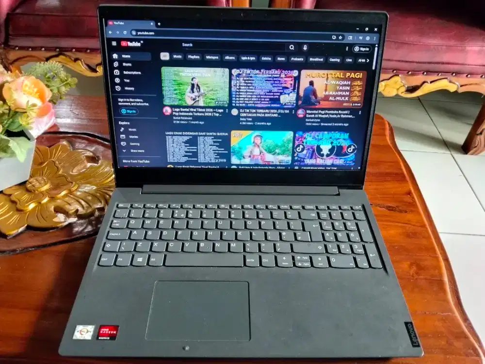 Laptop Lenovo AMD ram 12 GB ddr4