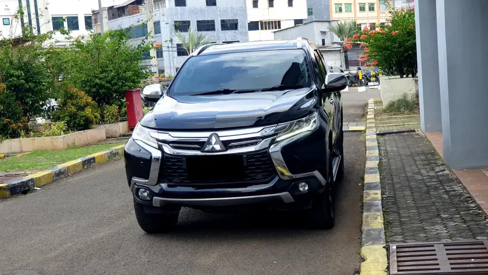 Mitsubishi pajero sport dakar 2019 hitam sunroof cash kredit proses bs