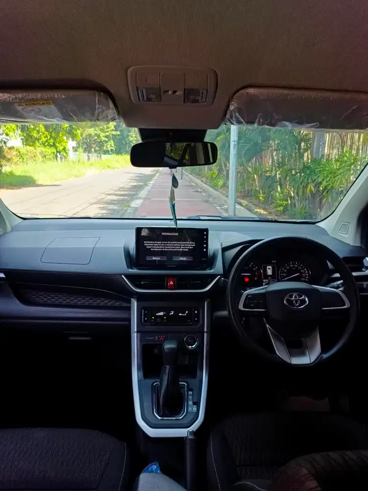 DIJUAL MOBIL BEKAS SEPERTI BARU
