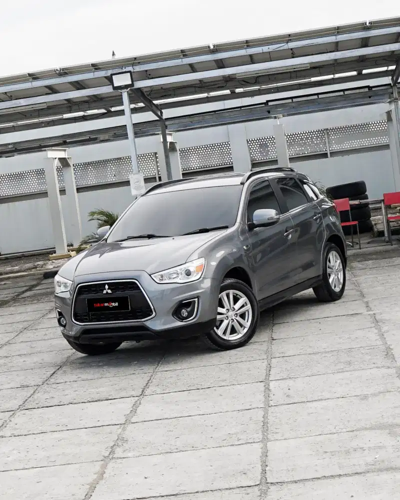 Mitsubishi Ourlander 2.0 GLS matic 2014 abu abu ganjil