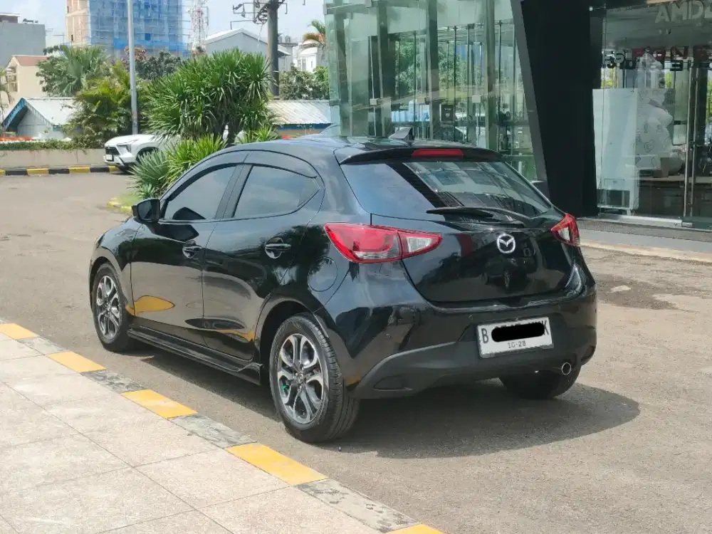 Mazda 2 R Skyactiv 2018 AT Gress Like New ISTIMEWA