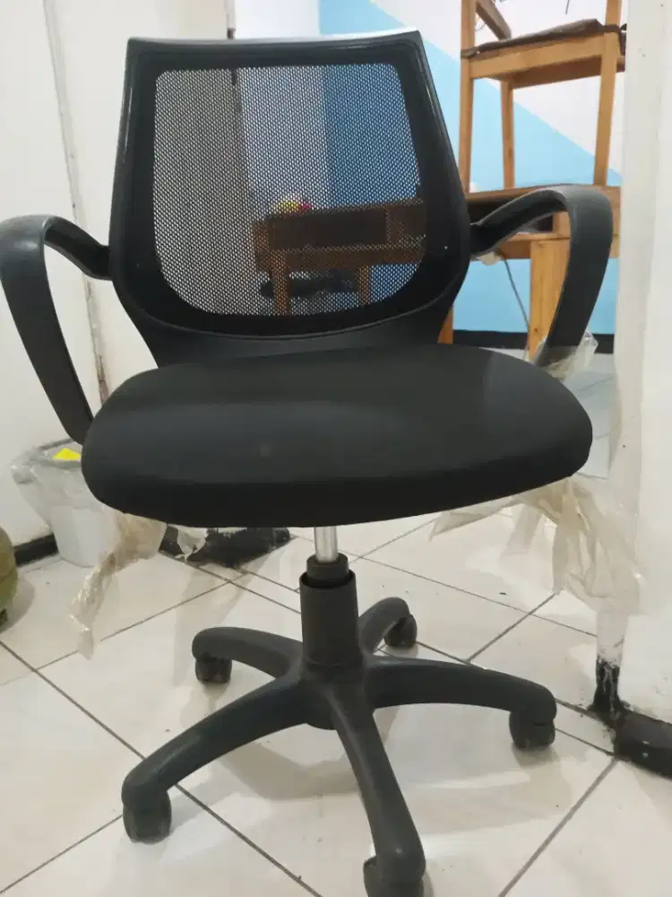 Jual 6 Kursi kantor