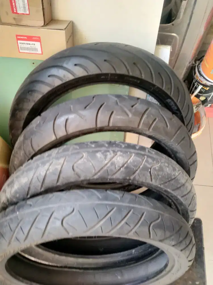 Jual ban motor ring17 tubles sangat bagus bl ad tembelan blass