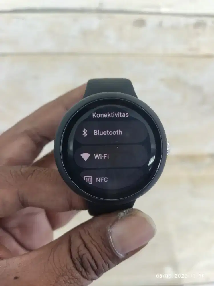 Google Pixel Watch Gen 1 NFC (Bluetooth/WiFi Non LTE)